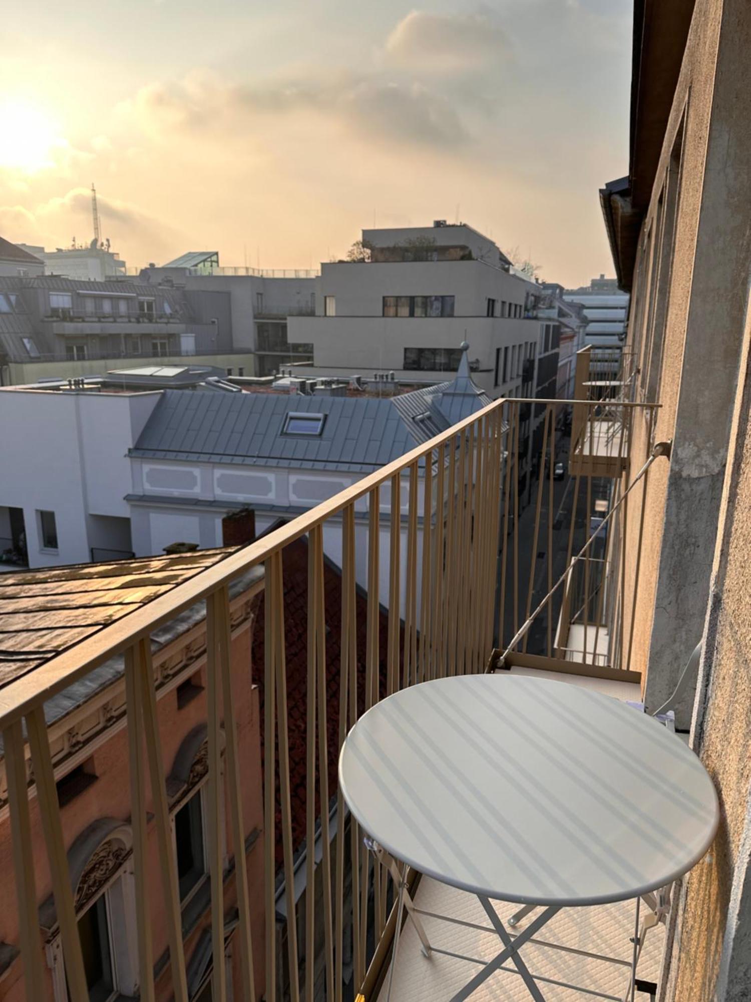 Rilke Apartments Linz Esterno foto